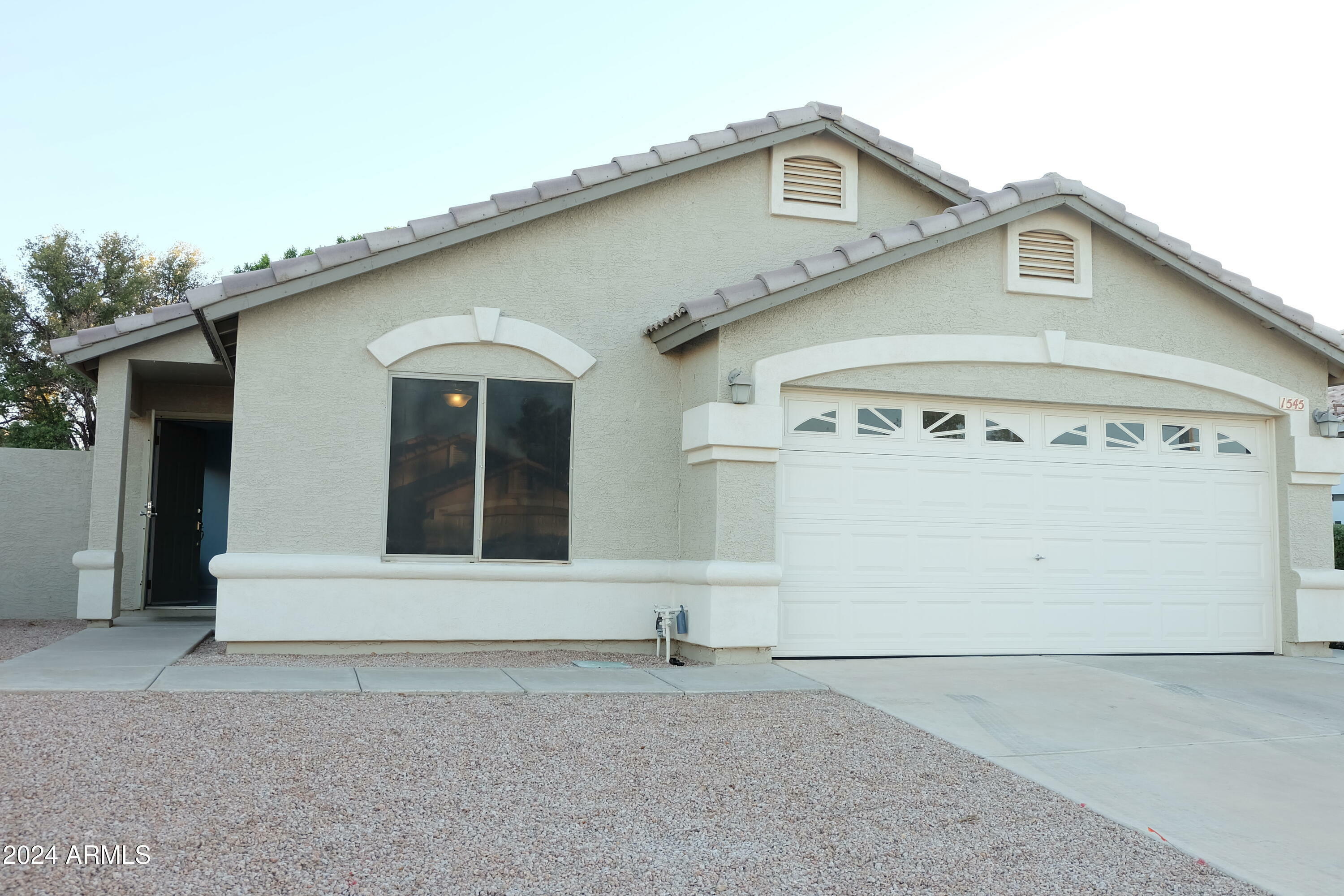 Property Photo:  1545 W Vaughn Avenue  AZ 85233 