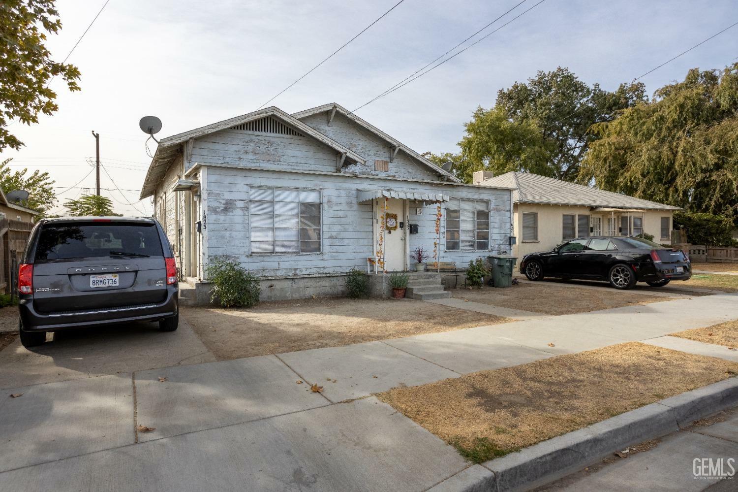 Property Photo:  1823 Cherry Street  CA 93304 