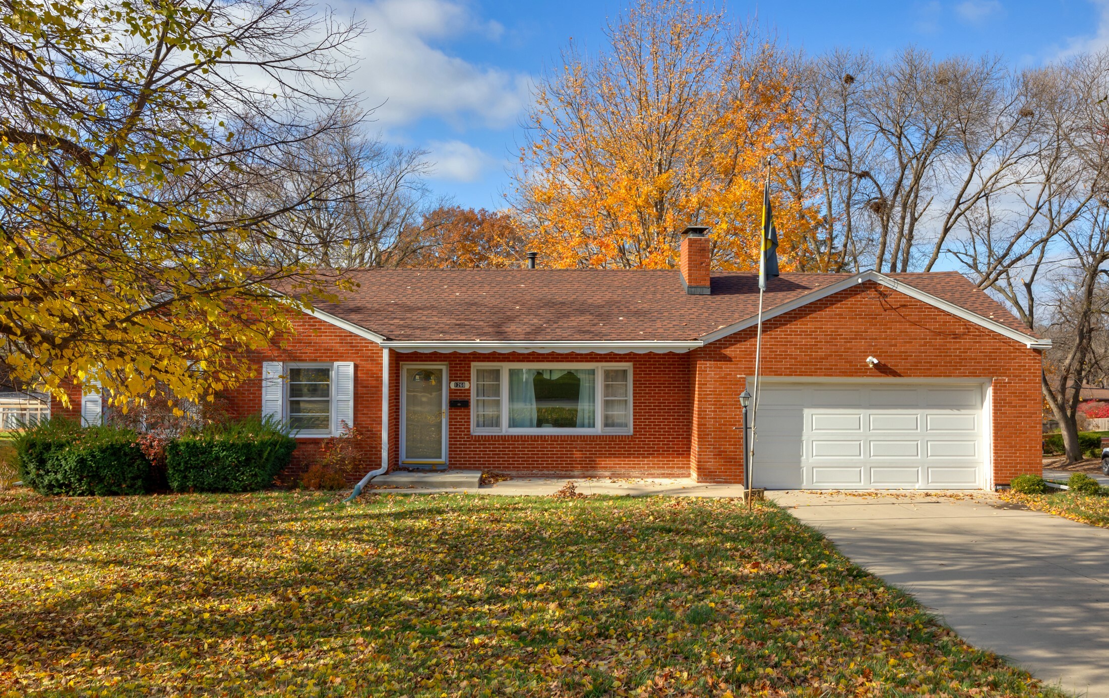 Property Photo: 1268 70th Street IA 50324