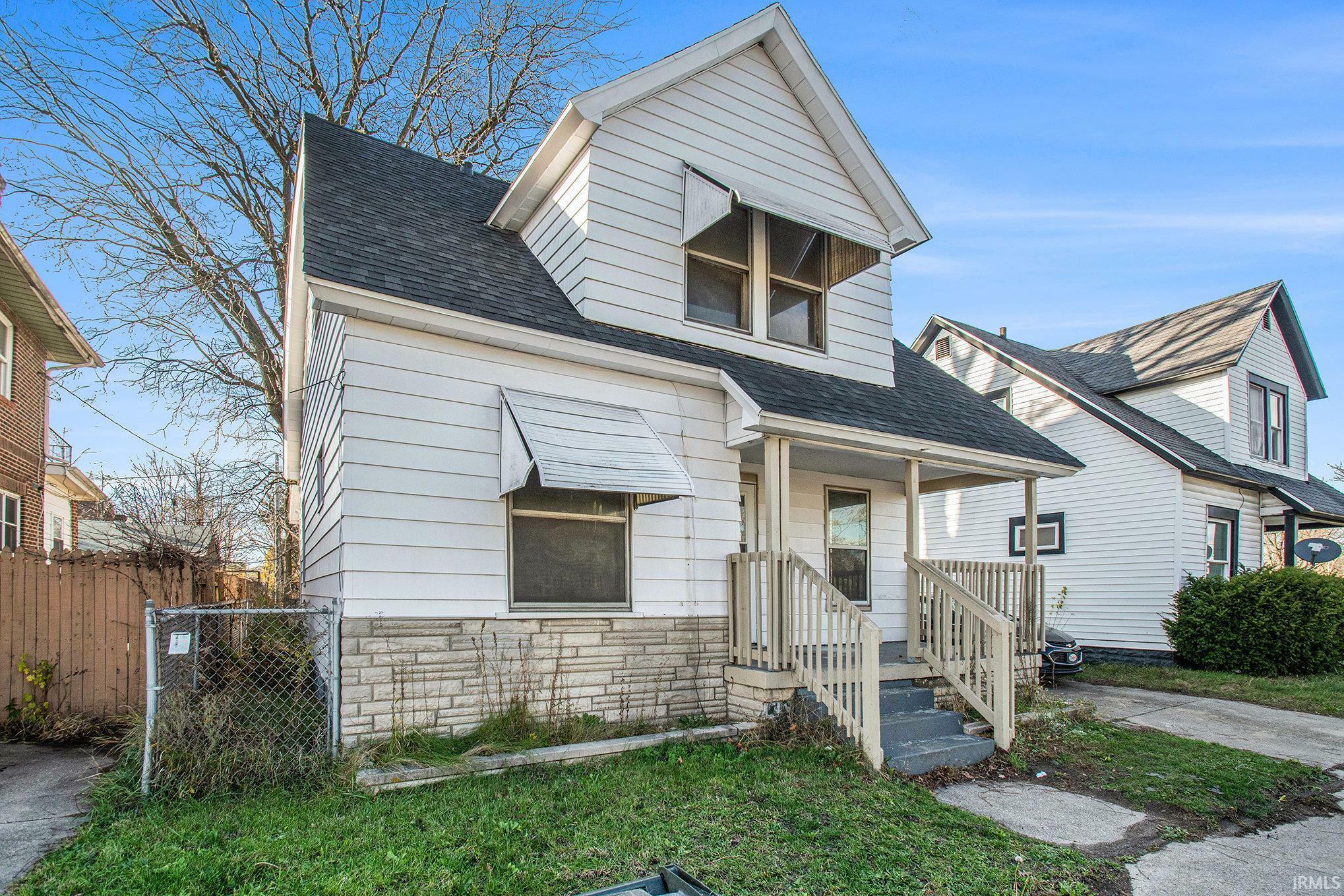 Property Photo:  129 N Olive Street  IN 46628-2019 