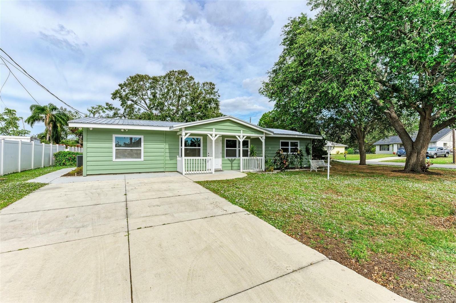 Property Photo:  3449 Gerhardt Street  FL 34237 