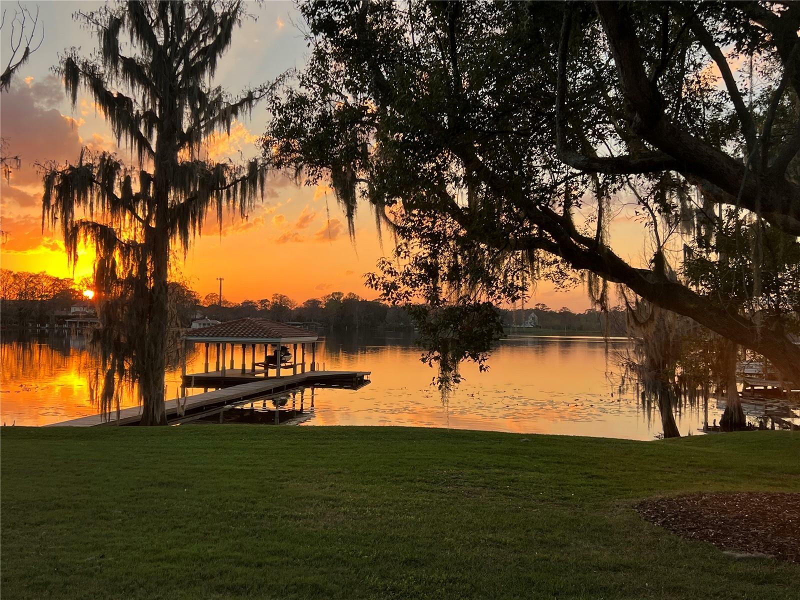 Property Photo:  4024 W Danby Court  FL 32708 