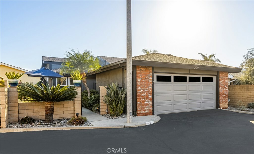 Property Photo:  2045 Barclay Court  CA 92701 