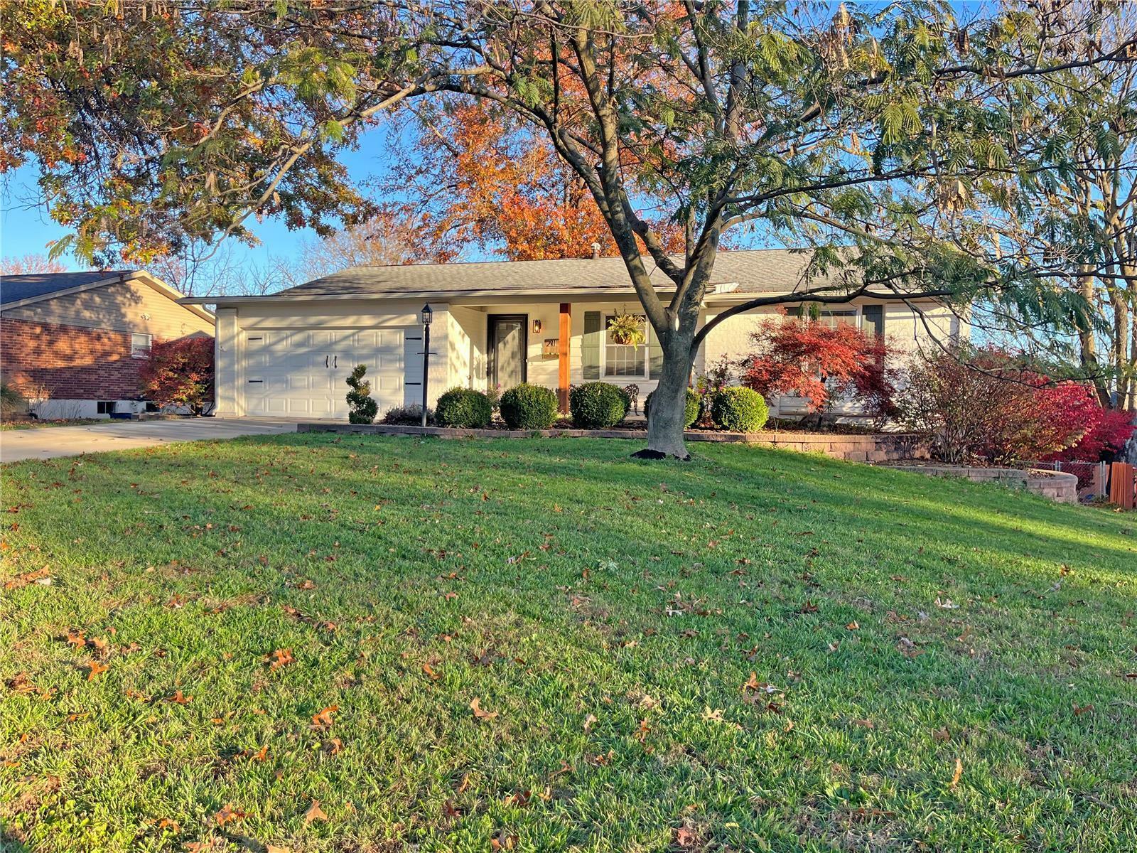 Property Photo:  211 Windcliffe Drive  MO 63021 