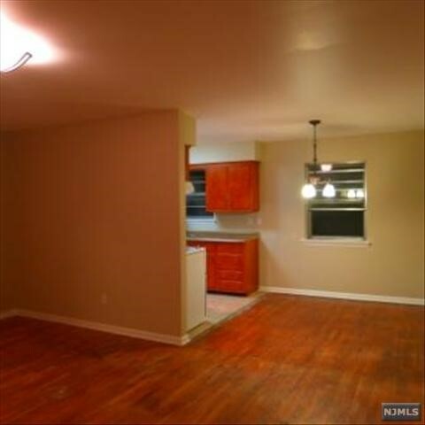 Property Photo:  129-131 6th Street 1st Fl  NJ 07022 