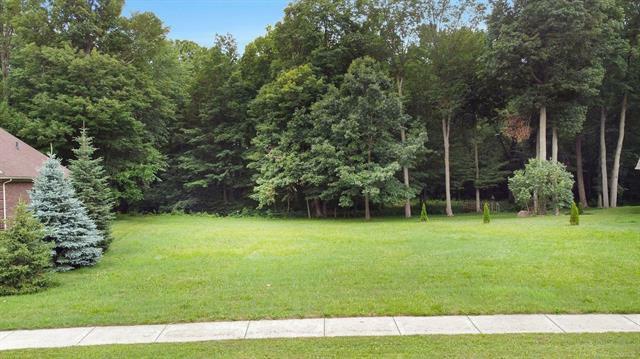 Property Photo:  48325 Red Oak Drive  MI 48315 