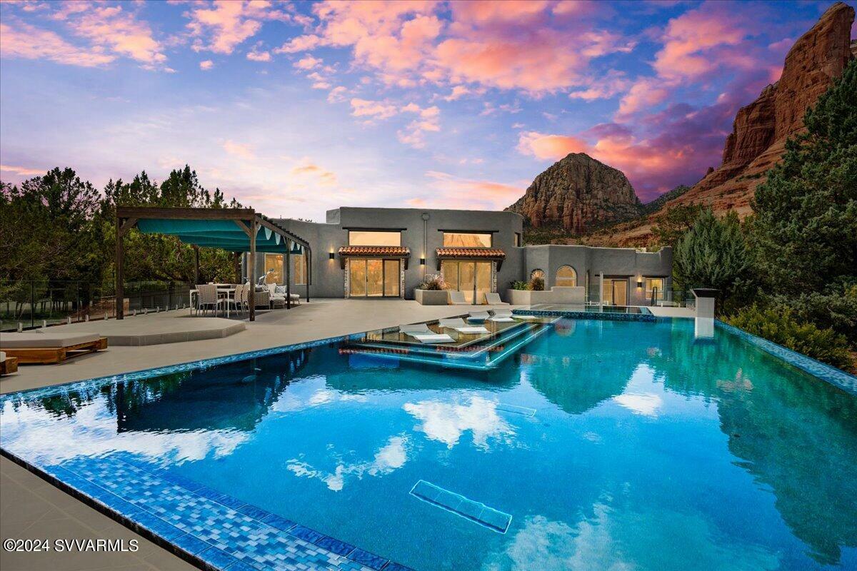 Property Photo: 40 Shadow Circle AZ 86336