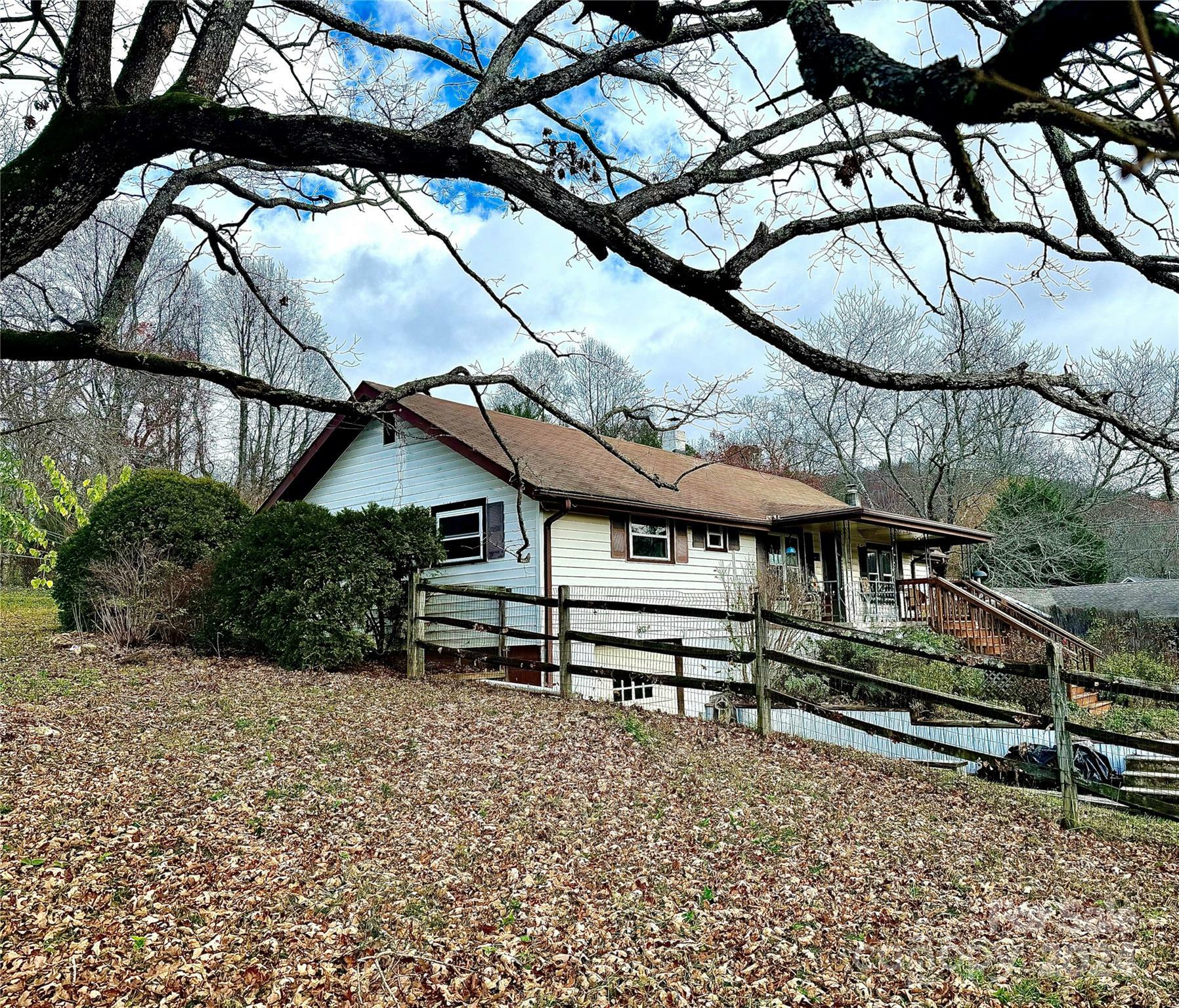 106 Kerlee Street  Black Mountain NC 28711 photo