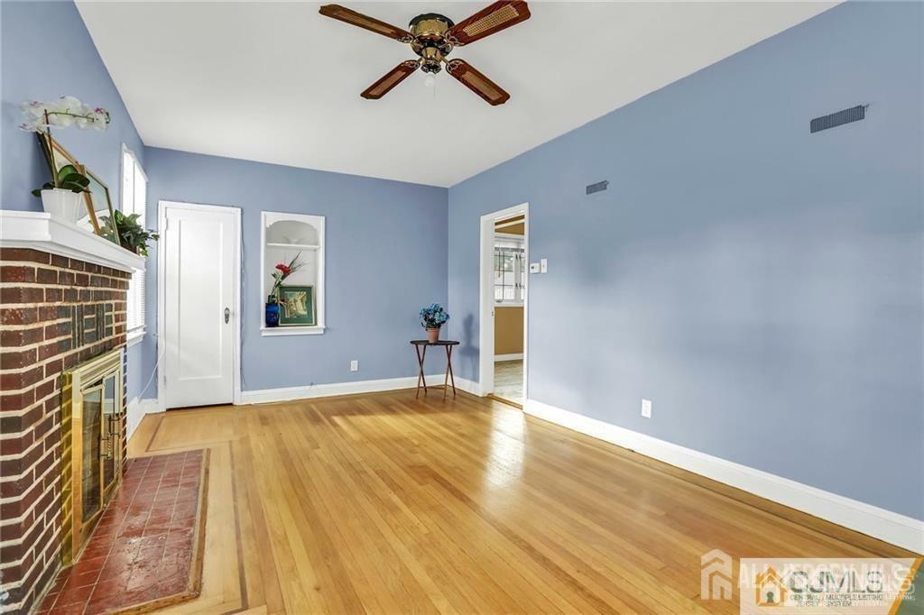 Property Photo:  10 Park Boulevard  NJ 08901 