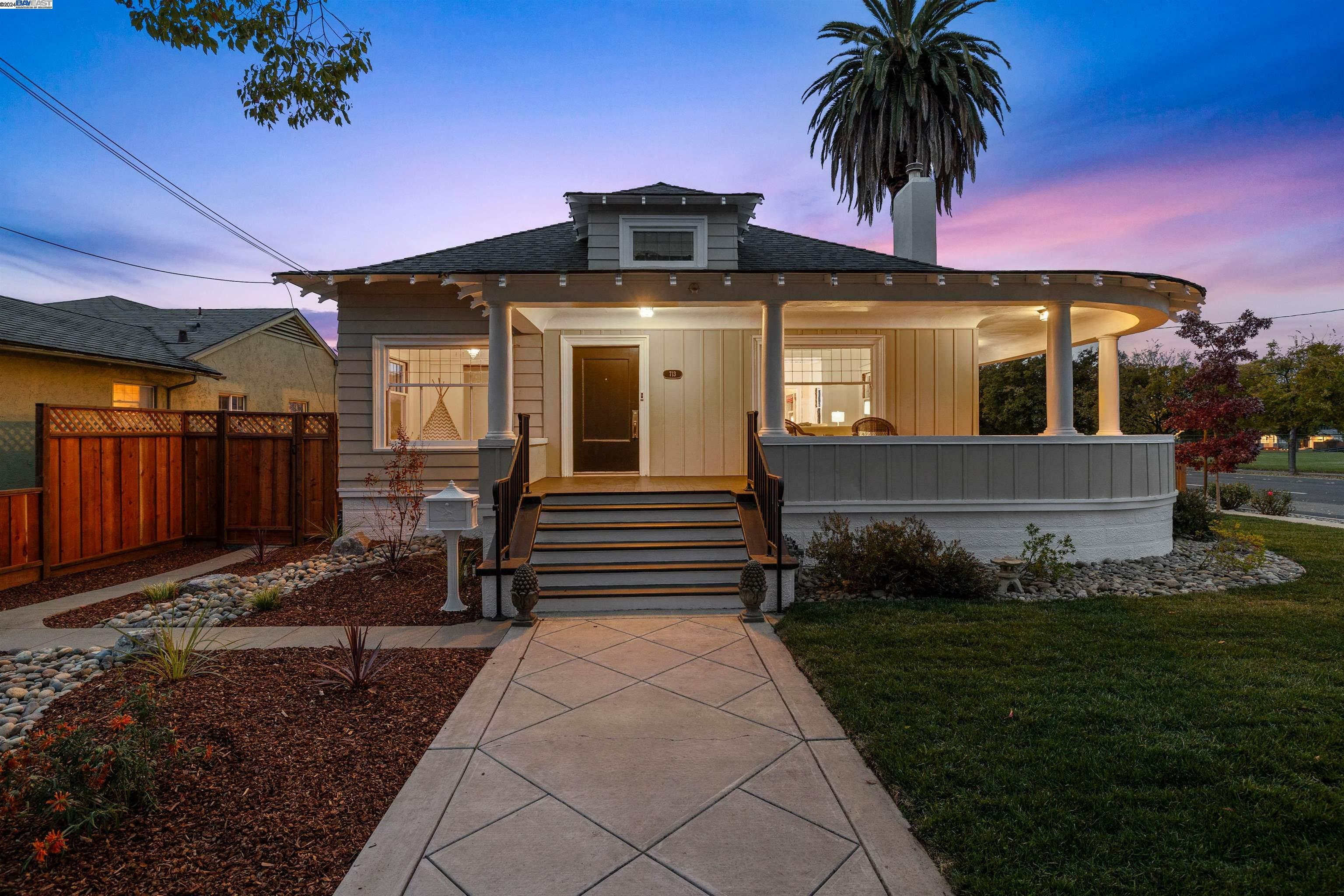 Property Photo:  713 S I St  CA 94550 