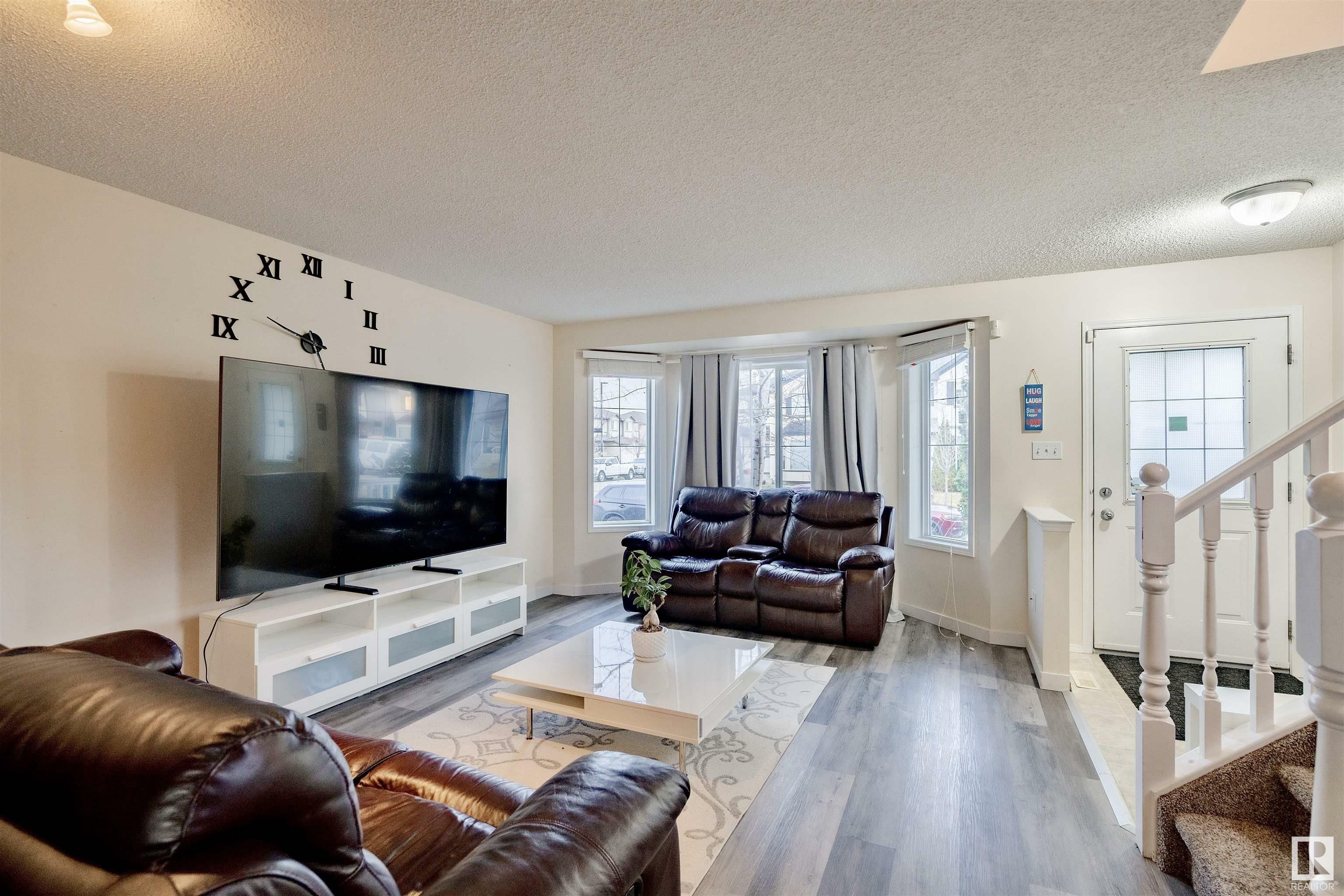 2918 31 Street NW  Edmonton AB T6T 1T9 photo