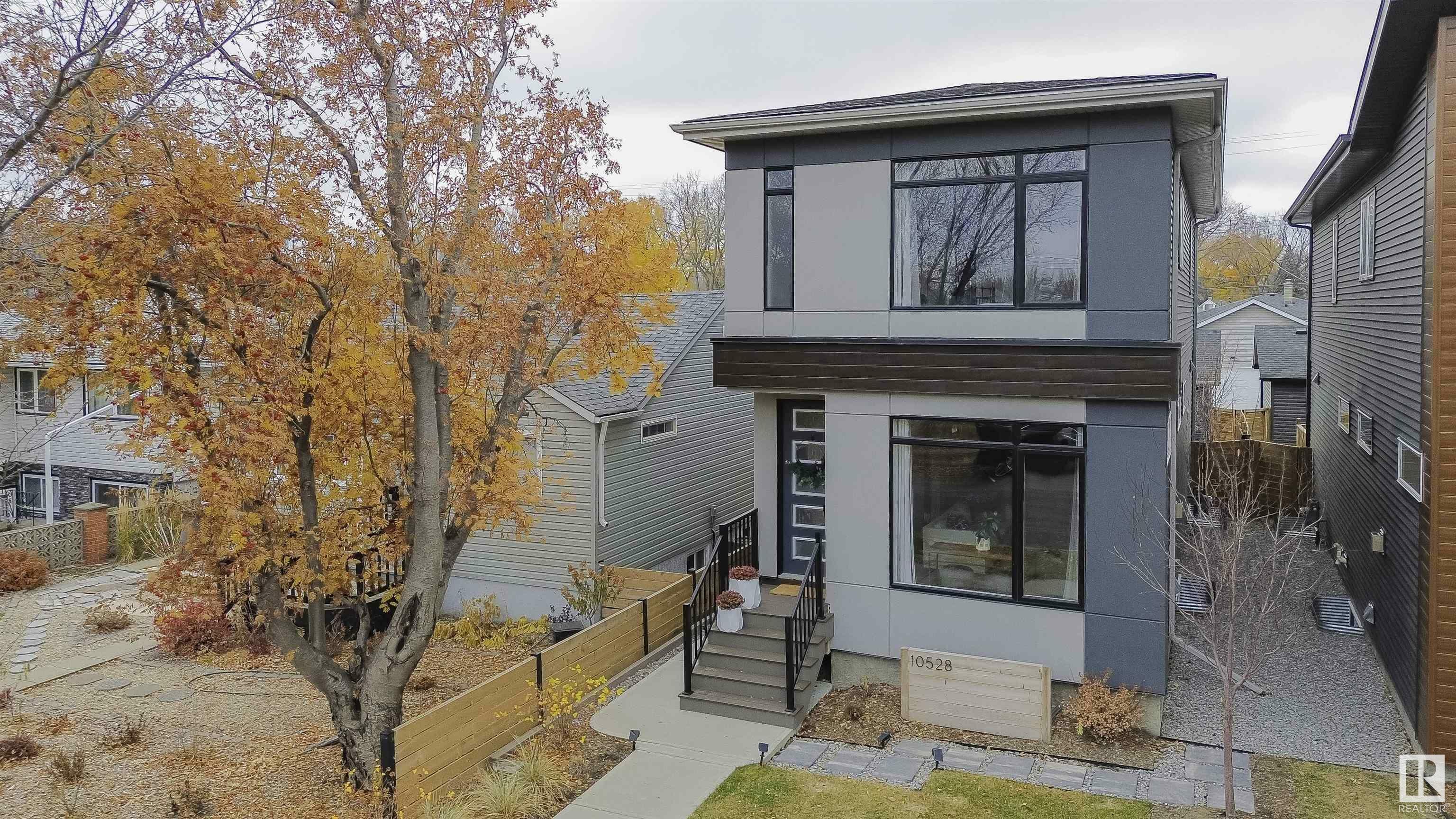 Property Photo:  10528 80 Street NW  AB T6A 3J7 