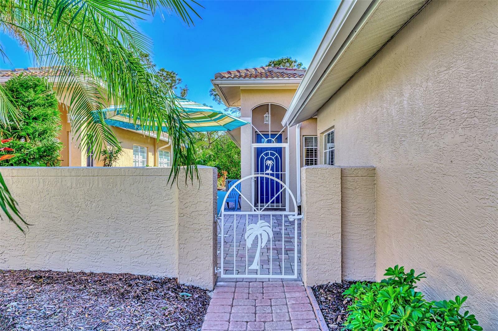 Property Photo: 225 Auburn Woods Circle FL 34292