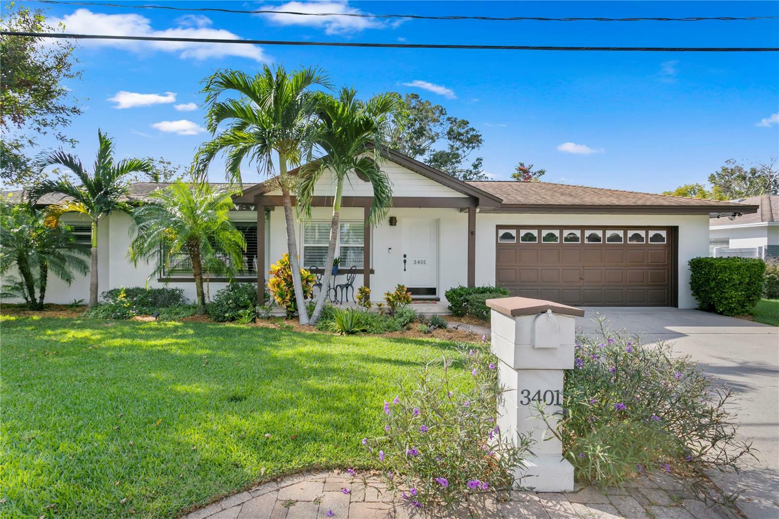 Property Photo:  3401 W North B Street  FL 33609 