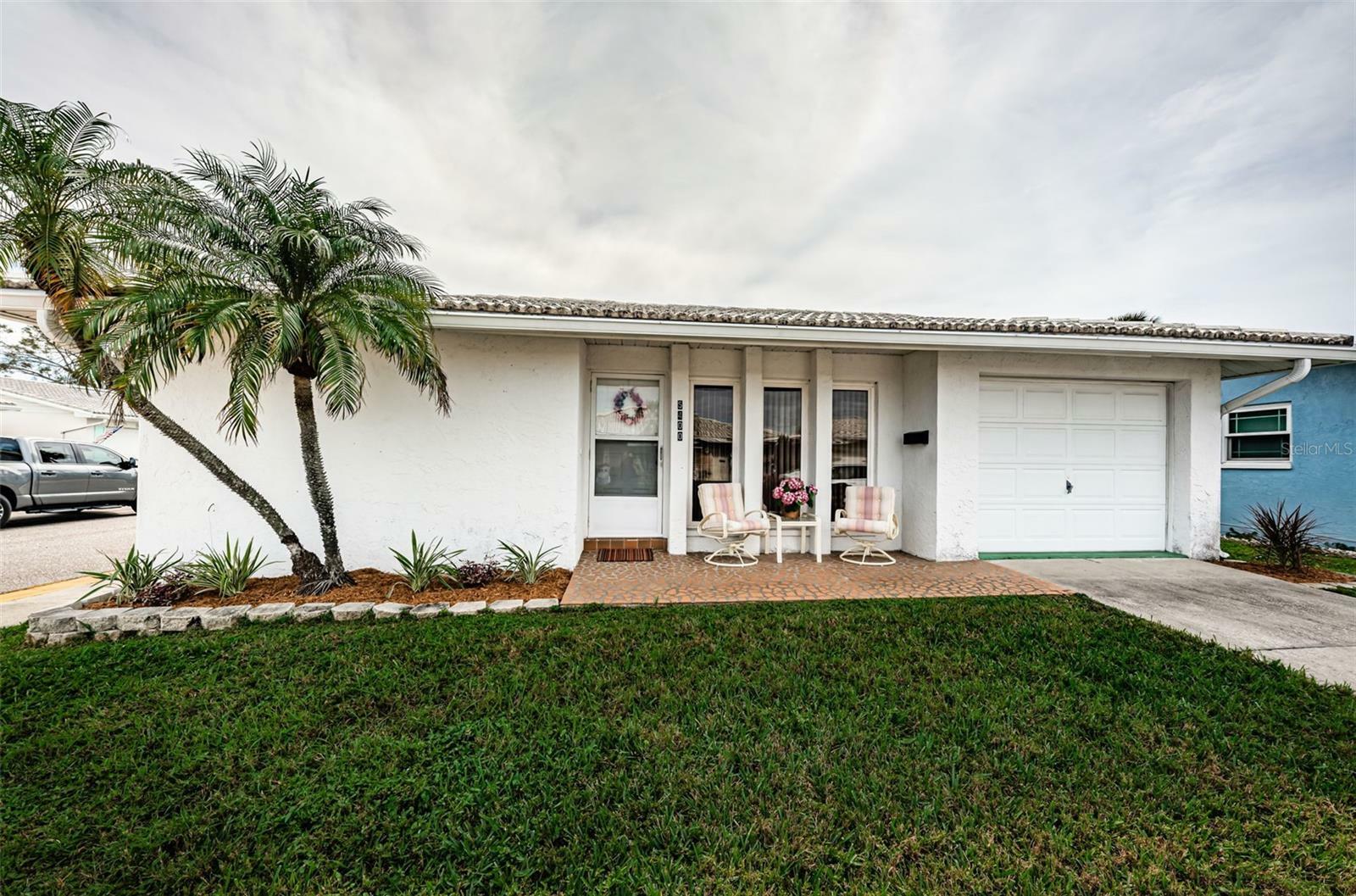 Property Photo:  5400 Lemon Tree Lane N  FL 33782 