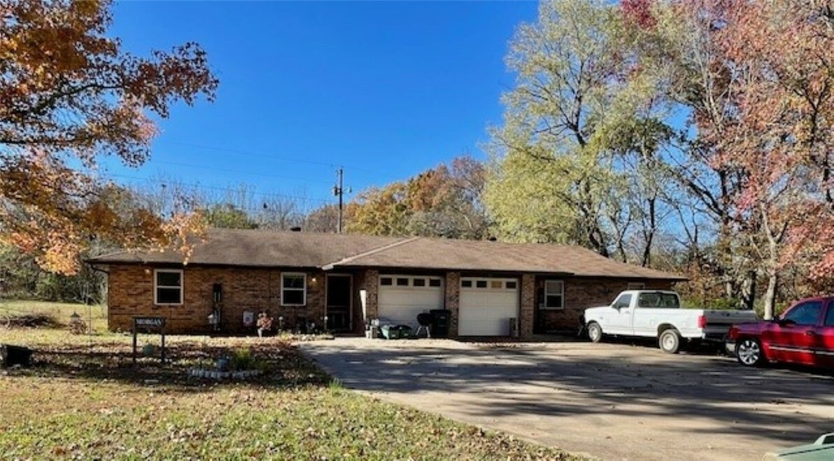 Property Photo:  659 & 661 Genevieve Avenue  AR 72704 