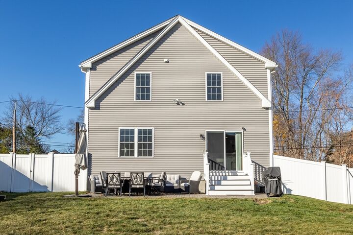 Property Photo:  20 Washington Drive  MA 01460 