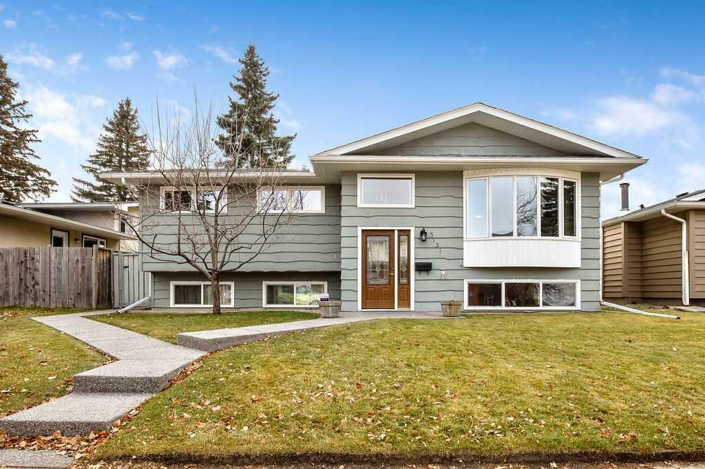 5131 Veronica Road NW  Calgary AB T3A 0T4 photo