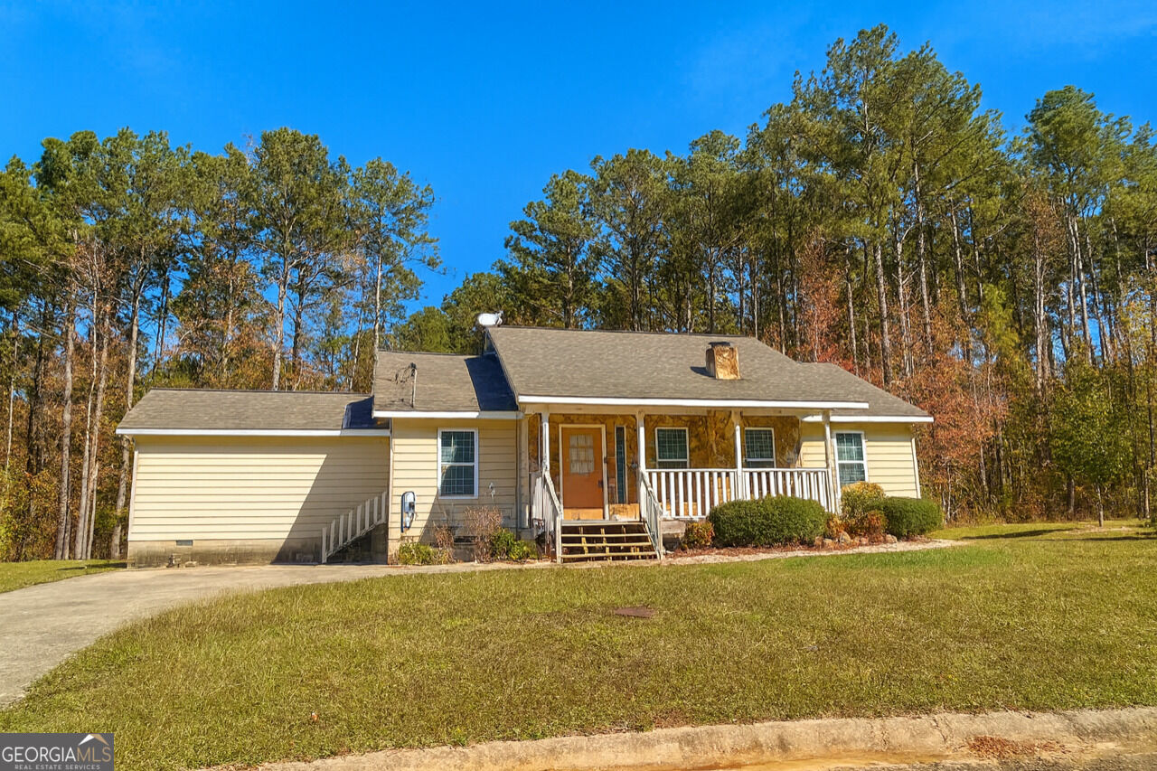 Property Photo:  77 Cordwood Street  GA 31816 