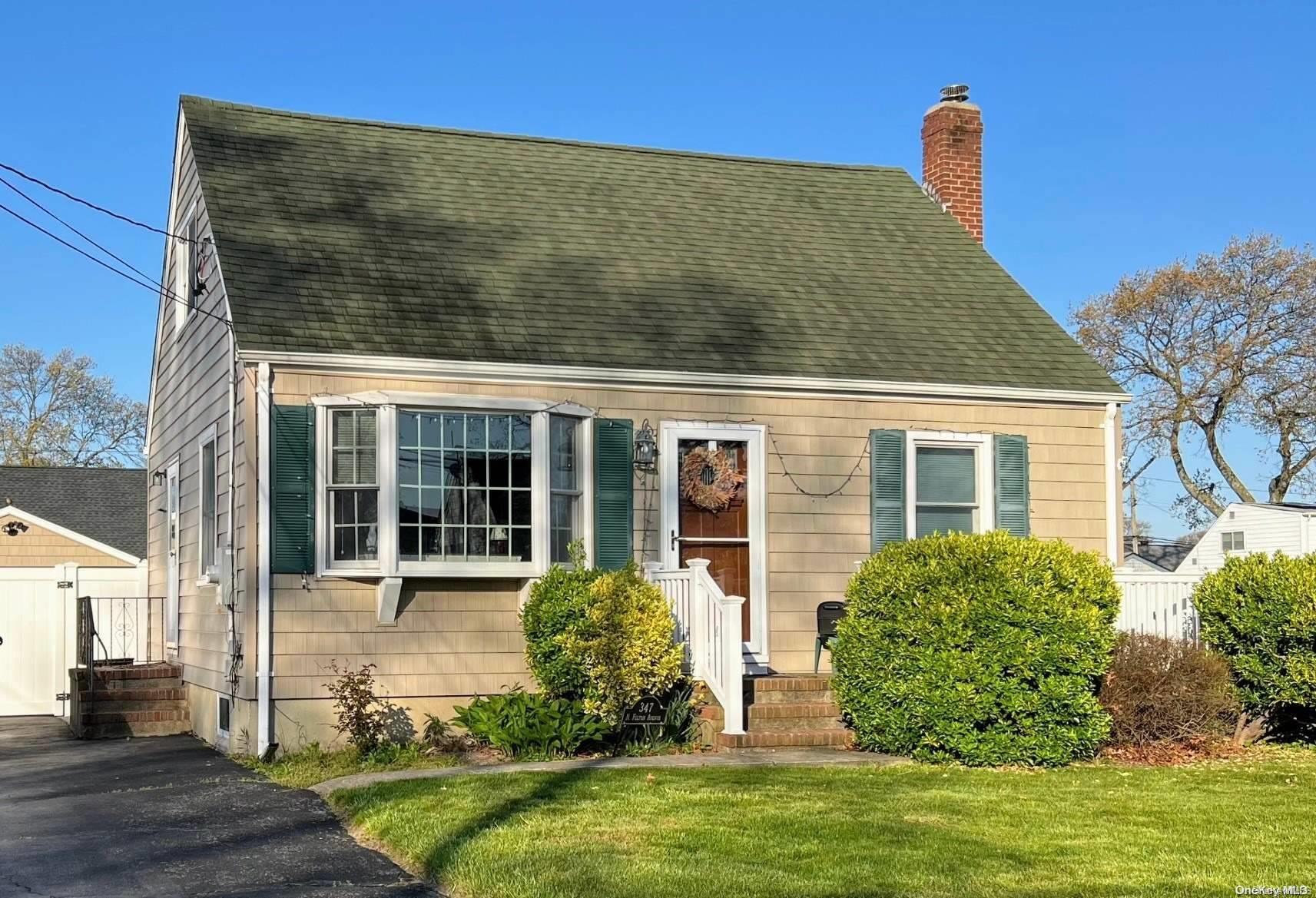 Property Photo:  347 N Fulton Avenue  NY 11757 