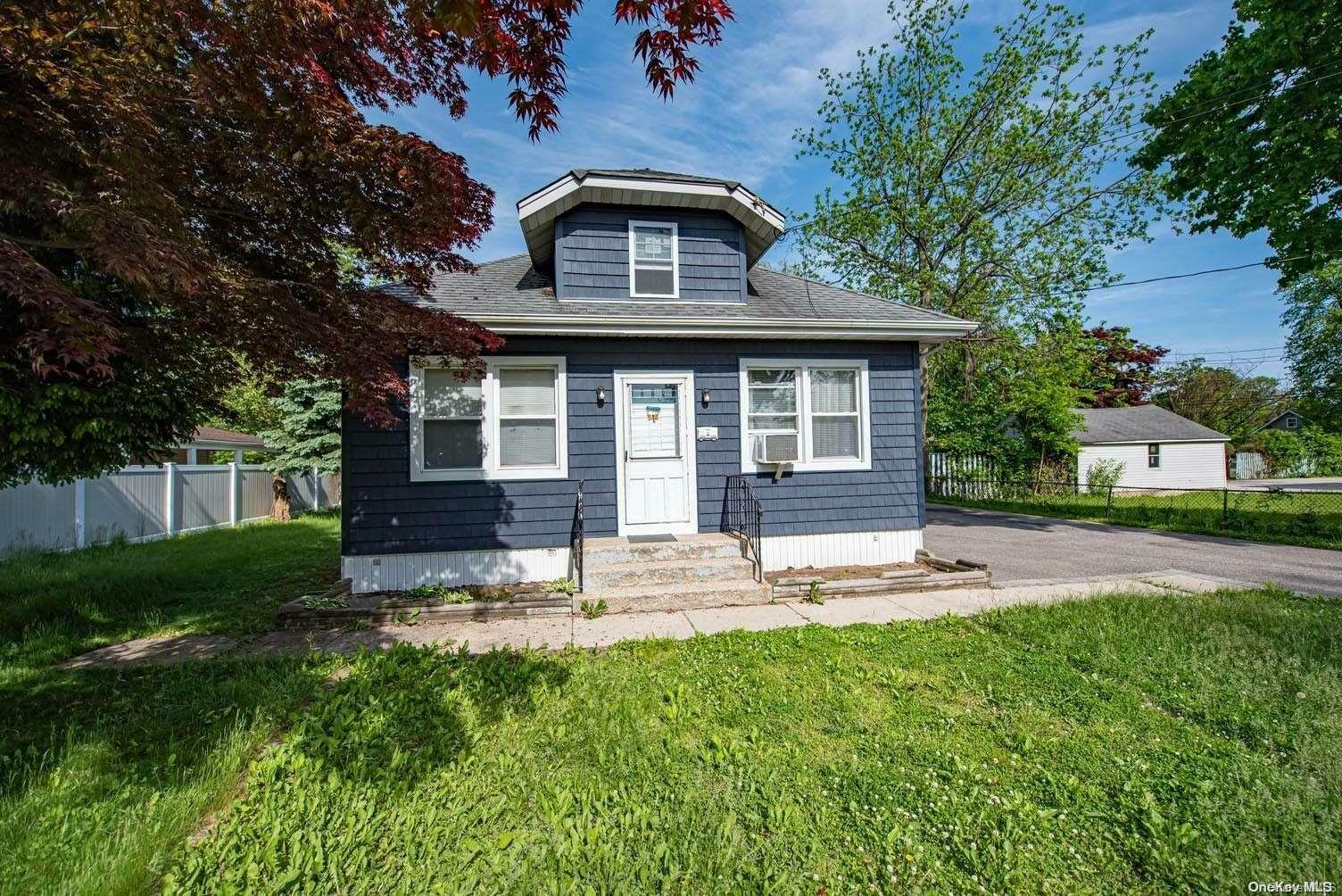 Property Photo: 131 4th Street NY 11717