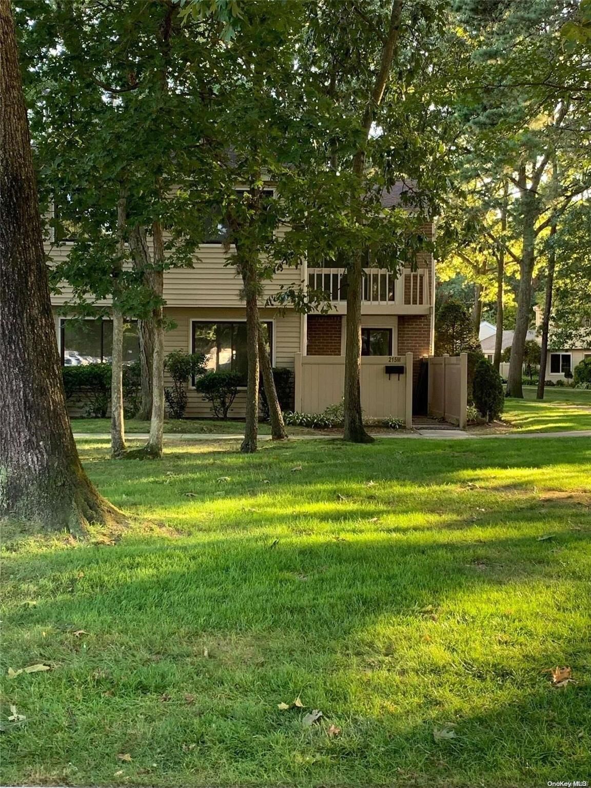 Property Photo:  215 Springmeadow Drive M  NY 11741 