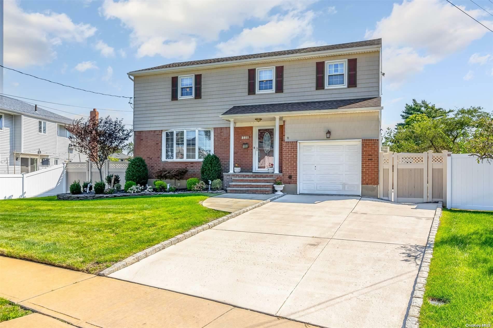 Property Photo: 2511 Abbey Lane NY 11783