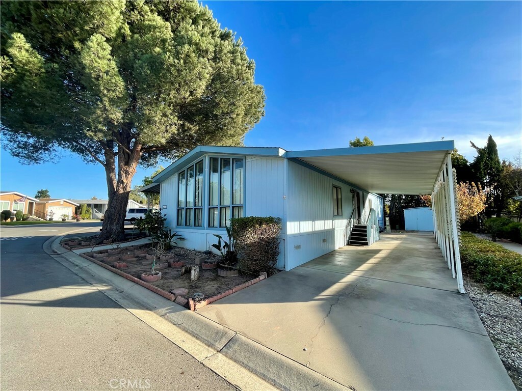 Property Photo:  1650 E Clark Avenue 284  CA 93455 