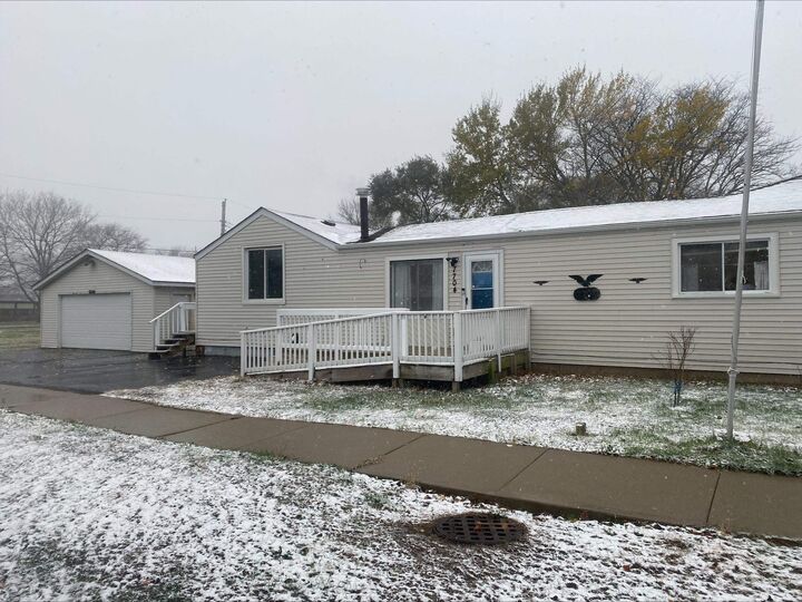 7704 Wesley Road  Machesney Park IL 61115 photo