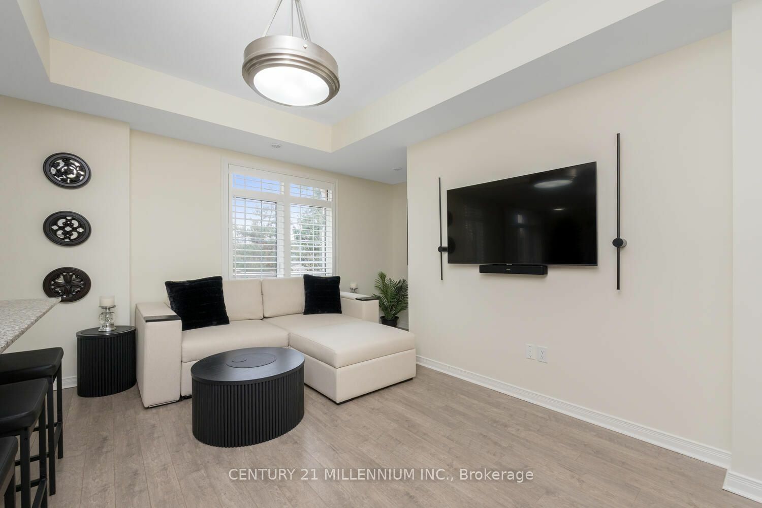 Property Photo:  180 Howden Blvd N 51  ON L6S 0E6 