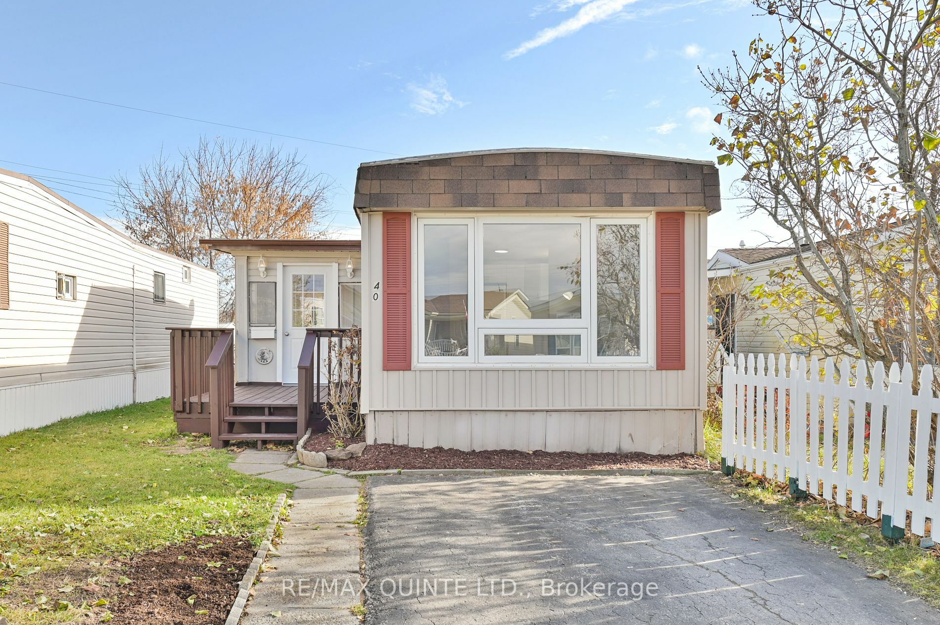 Property Photo:  311 Dundas St E 40  ON K8V 5E4 