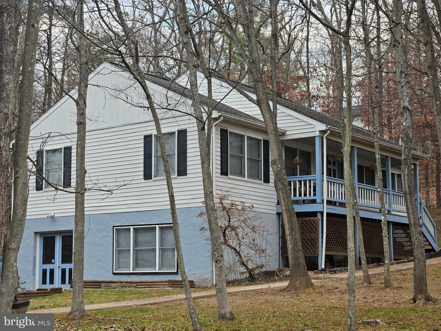 Property Photo:  1109 Lakeview Drive  VA 22625 