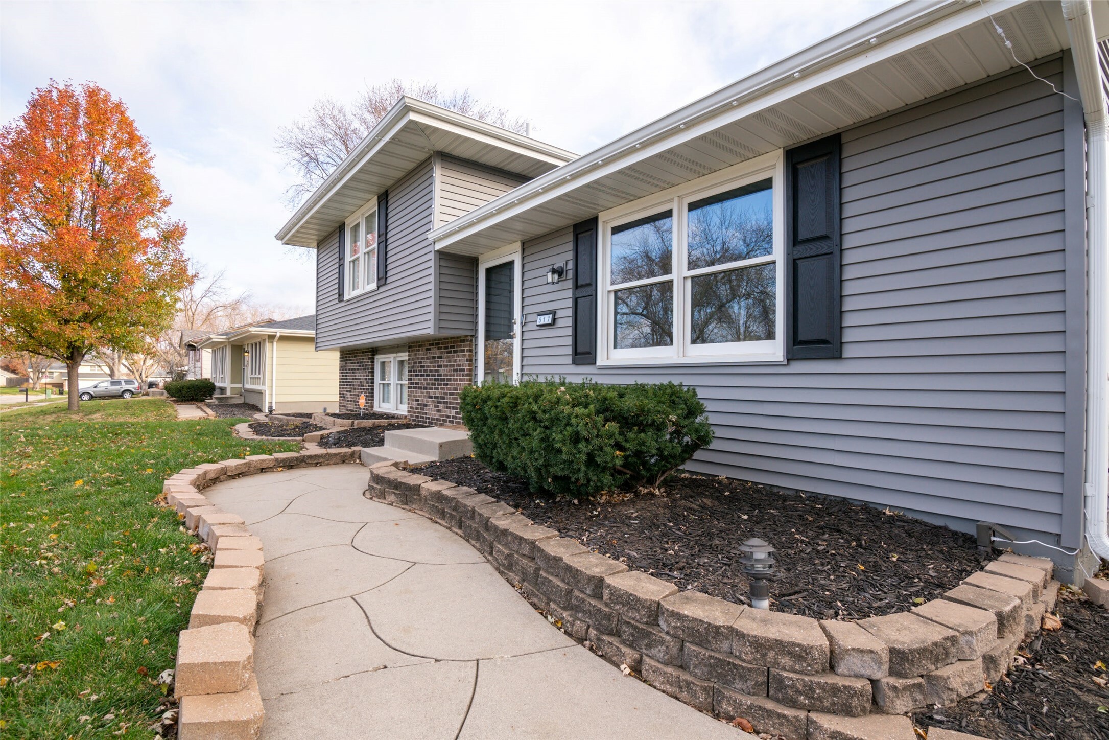 Property Photo:  517 NW Morningside Drive  IA 50111 