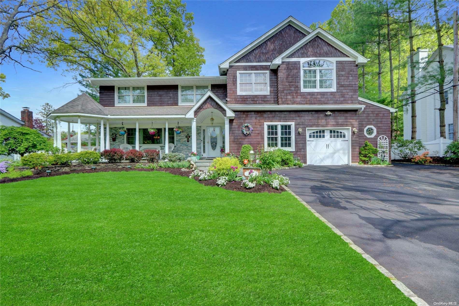 Property Photo:  3 Saggese Lane  NY 11767 