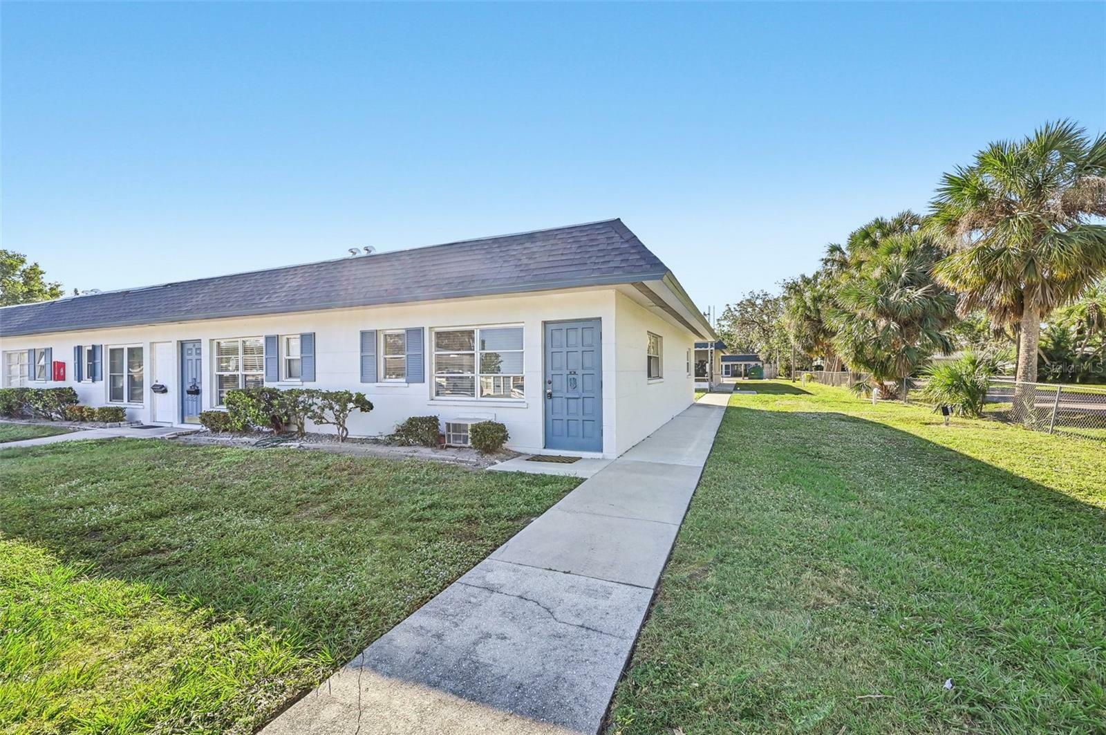 Property Photo:  4444 Swift Road 13  FL 34231 