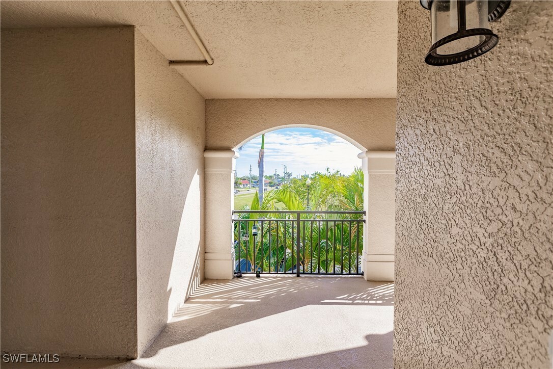 Property Photo: 1349 Aqui Esta Drive 125 FL 33950