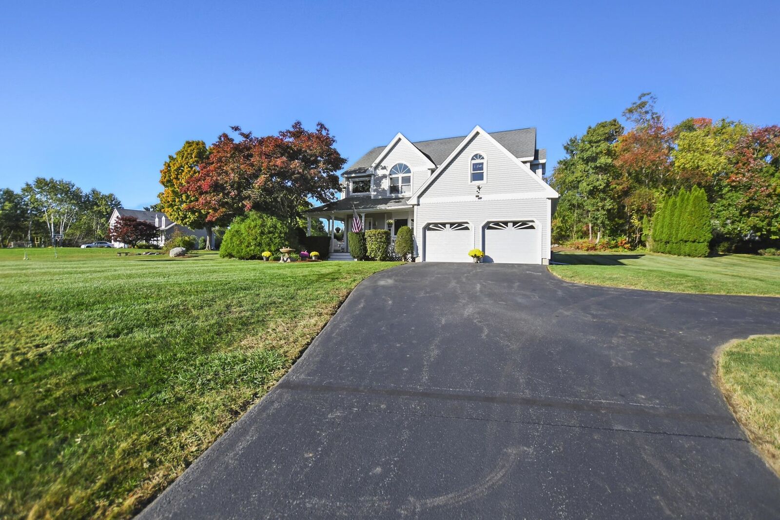 Property Photo:  5 Longview Circle  NH 03076 