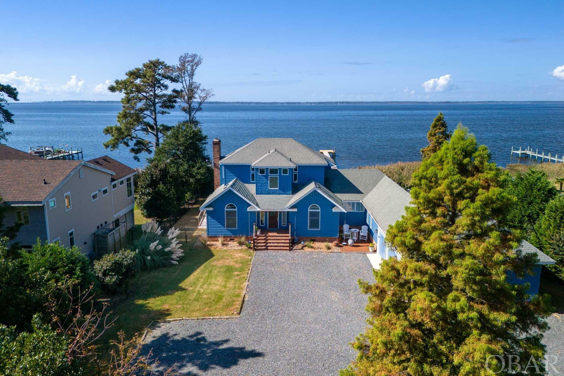 Property Photo:  4004 Martins Point Road  NC 27949 