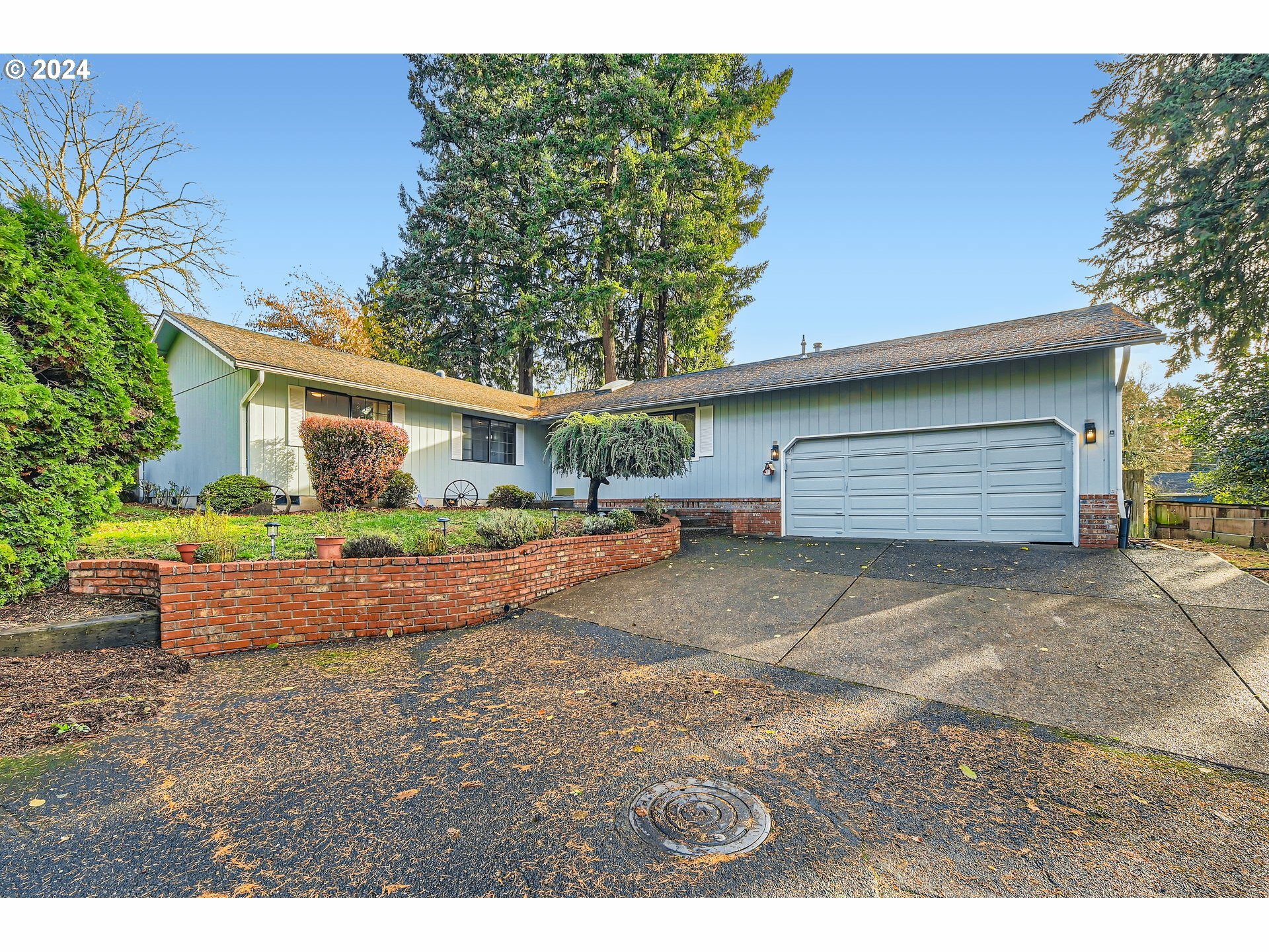 12360 SE Oatfield Rd  Milwaukie OR 97222 photo