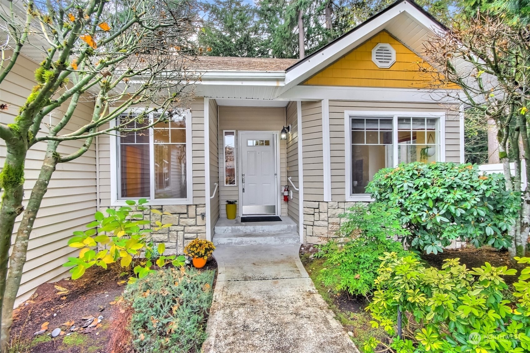 Property Photo: 31839 48th Circle SW WA 98023