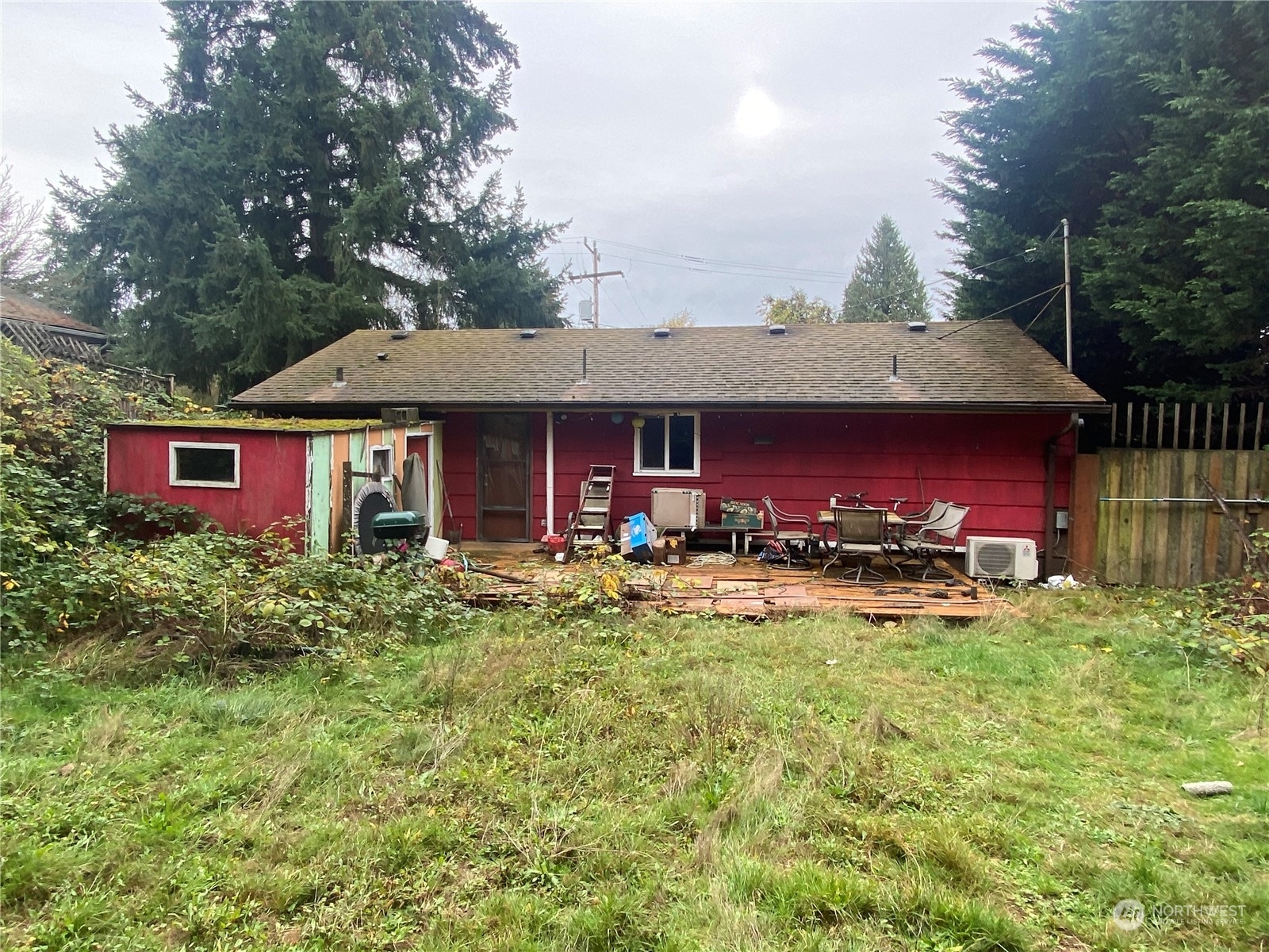 Property Photo:  3528 NE 125th St  WA 98125 