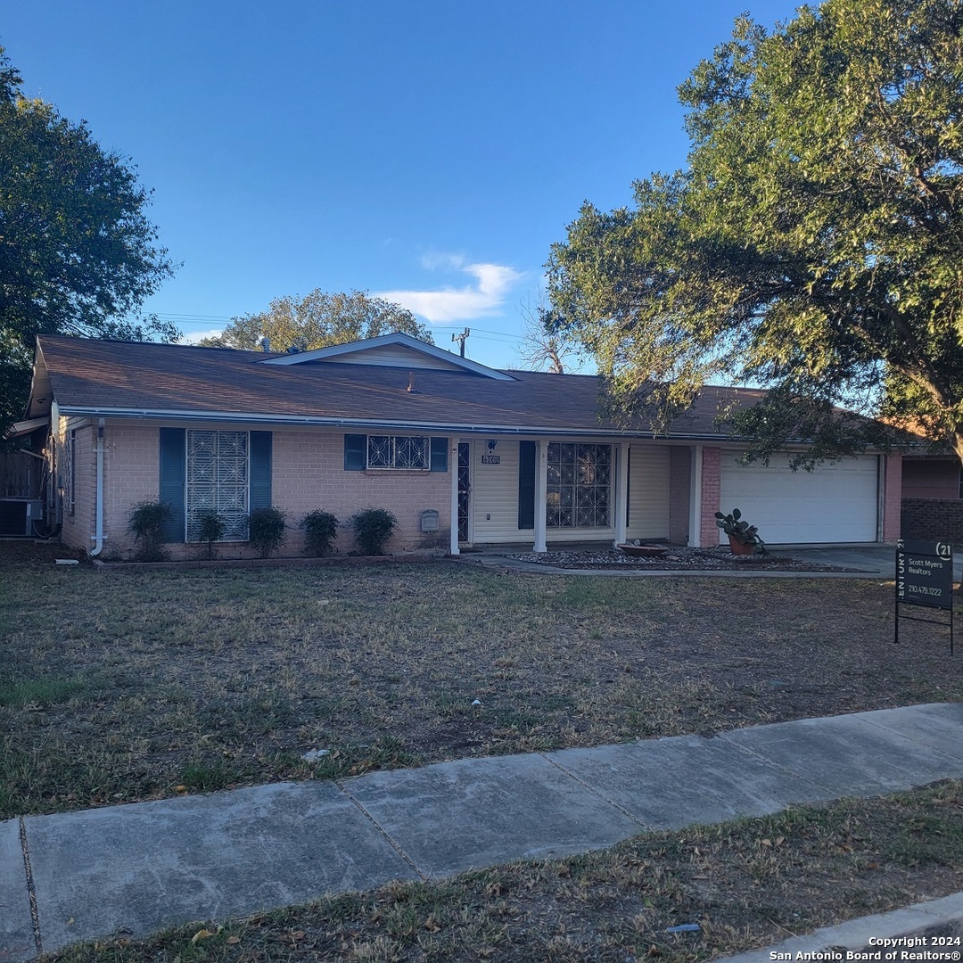 Property Photo:  4302 Hall Park Dr  TX 78218 