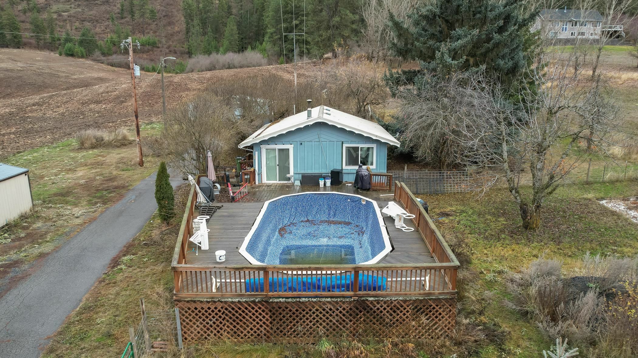 Property Photo:  4710 E Valley Chapel Rd  WA 99036 