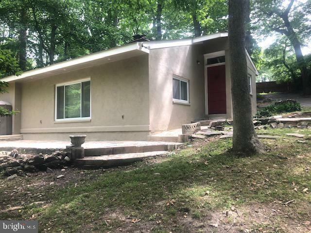Property Photo: 6499 Frenchmens Drive VA 22312