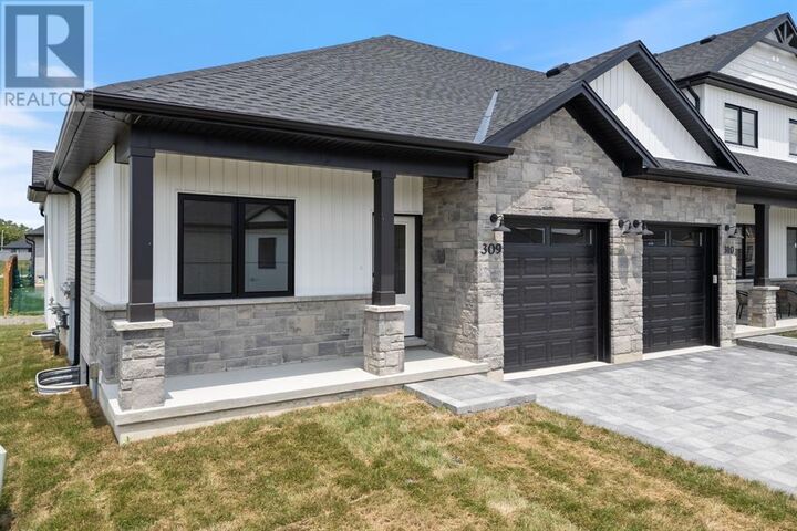 Photo de la propriété:  520 Anise Lane  ON N7S 0G6 