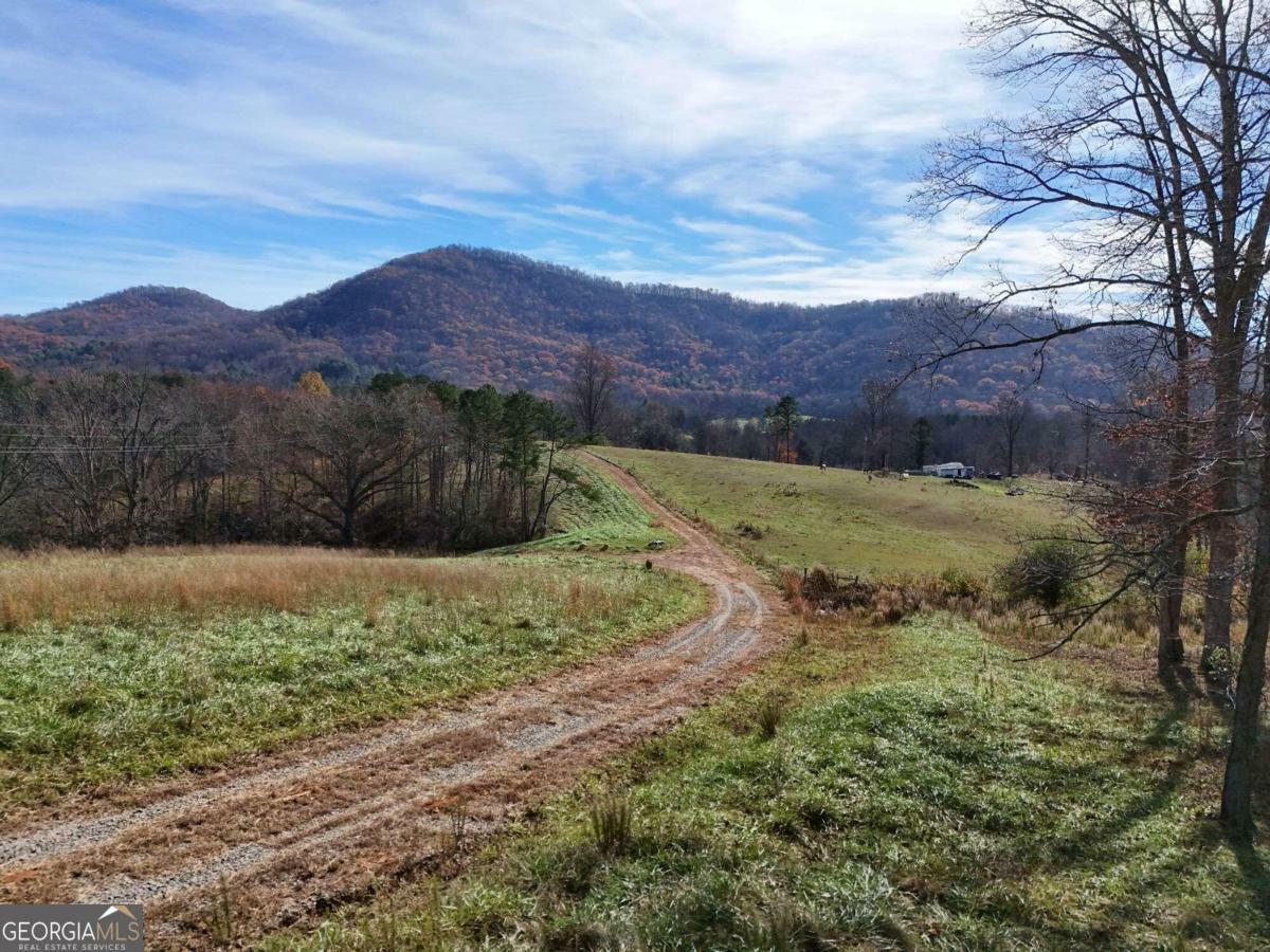 Property Photo:  902 Deitz Cable Road  NC 28909 