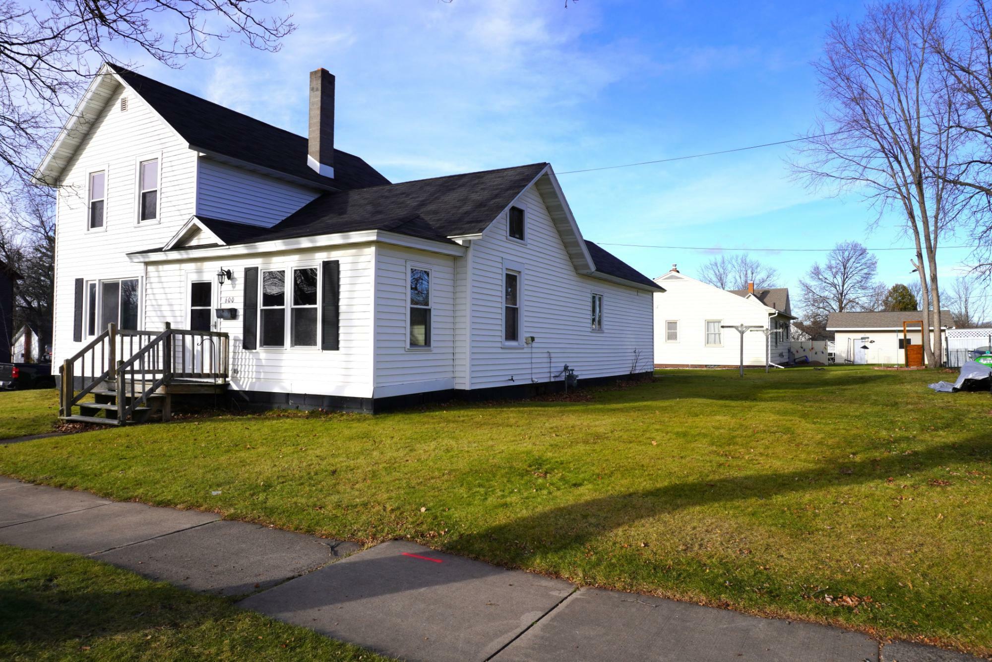 Property Photo:  600 5th St E  WI 54452 