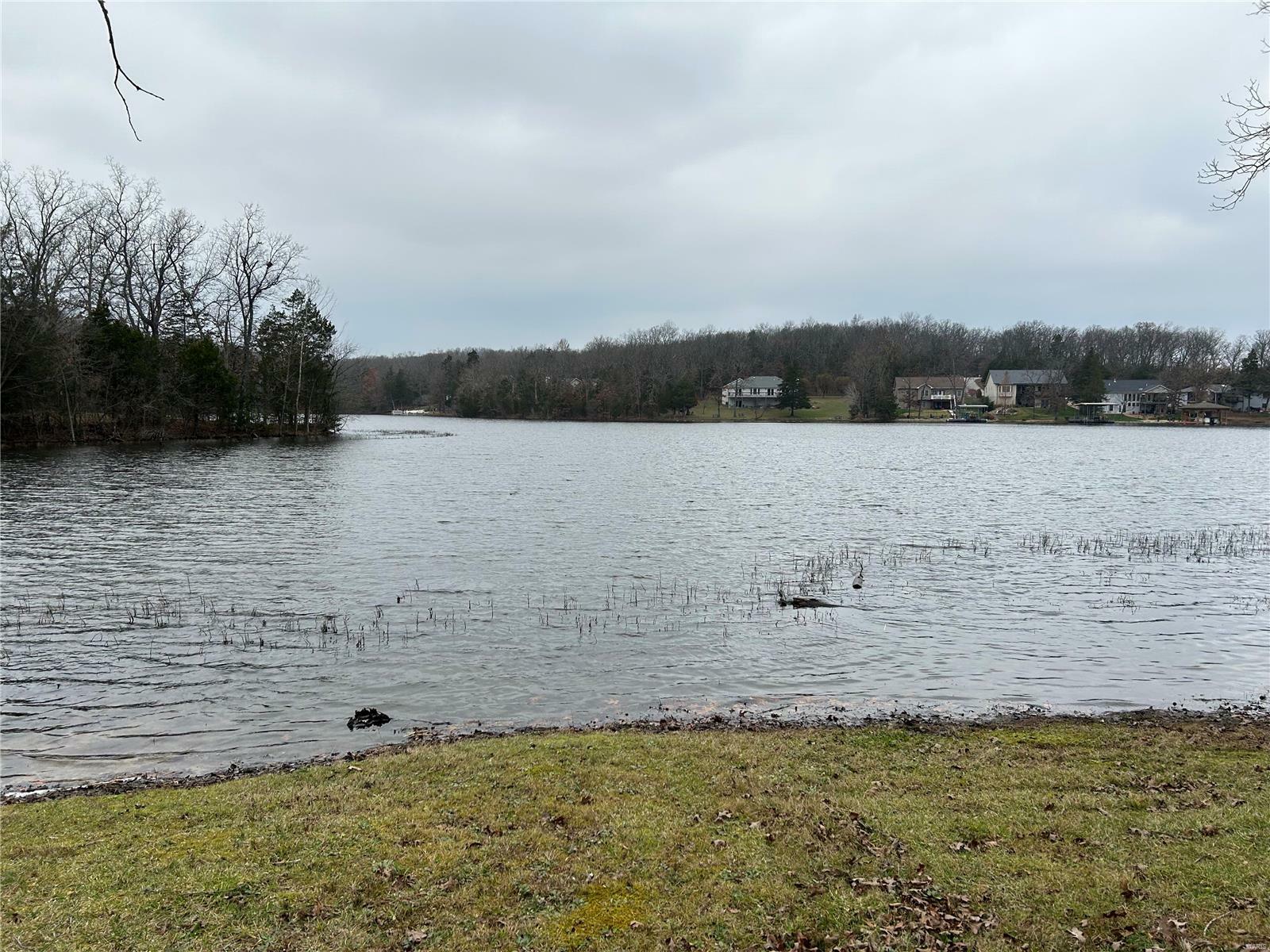 Property Photo:  1015 S Lakeview Drive  MO 63020 