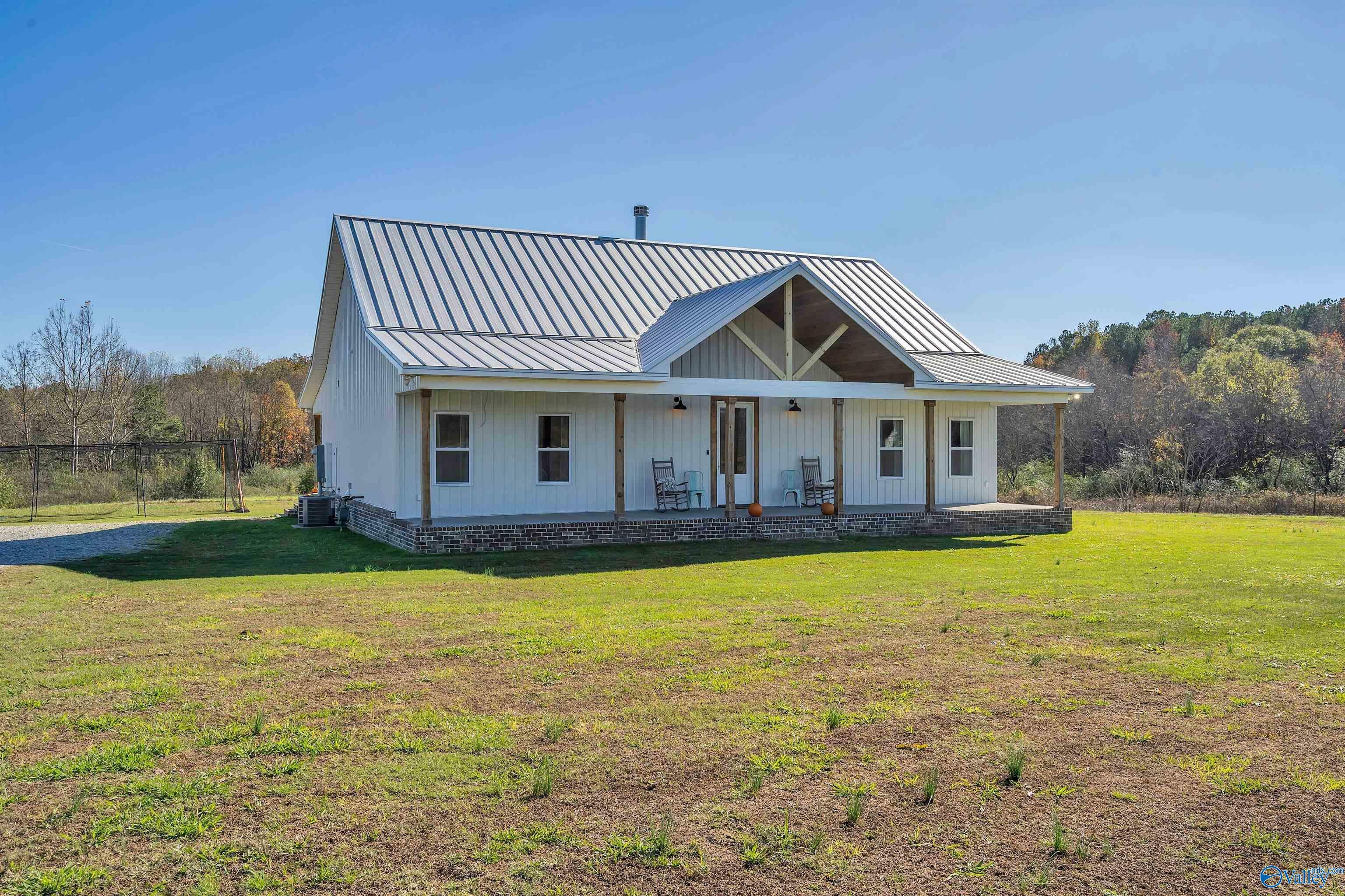 Property Photo:  1165 Granada Road  AL 35016 