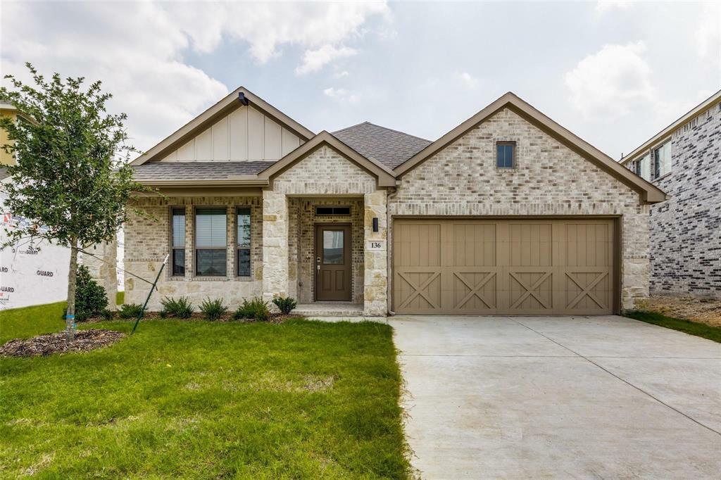 Property Photo:  136 Tioga Circle  TX 75165 